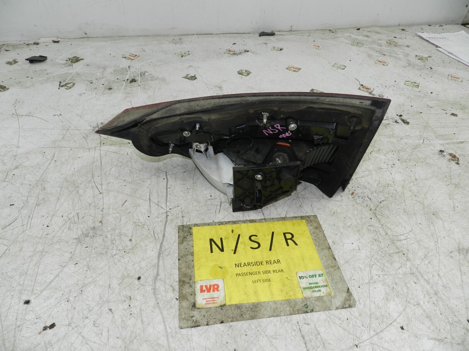 2012 FORD GALAXY MK3 TITANIUM. PASSENGER SIDE REAR INNER LIGHT UNIT - Image 3