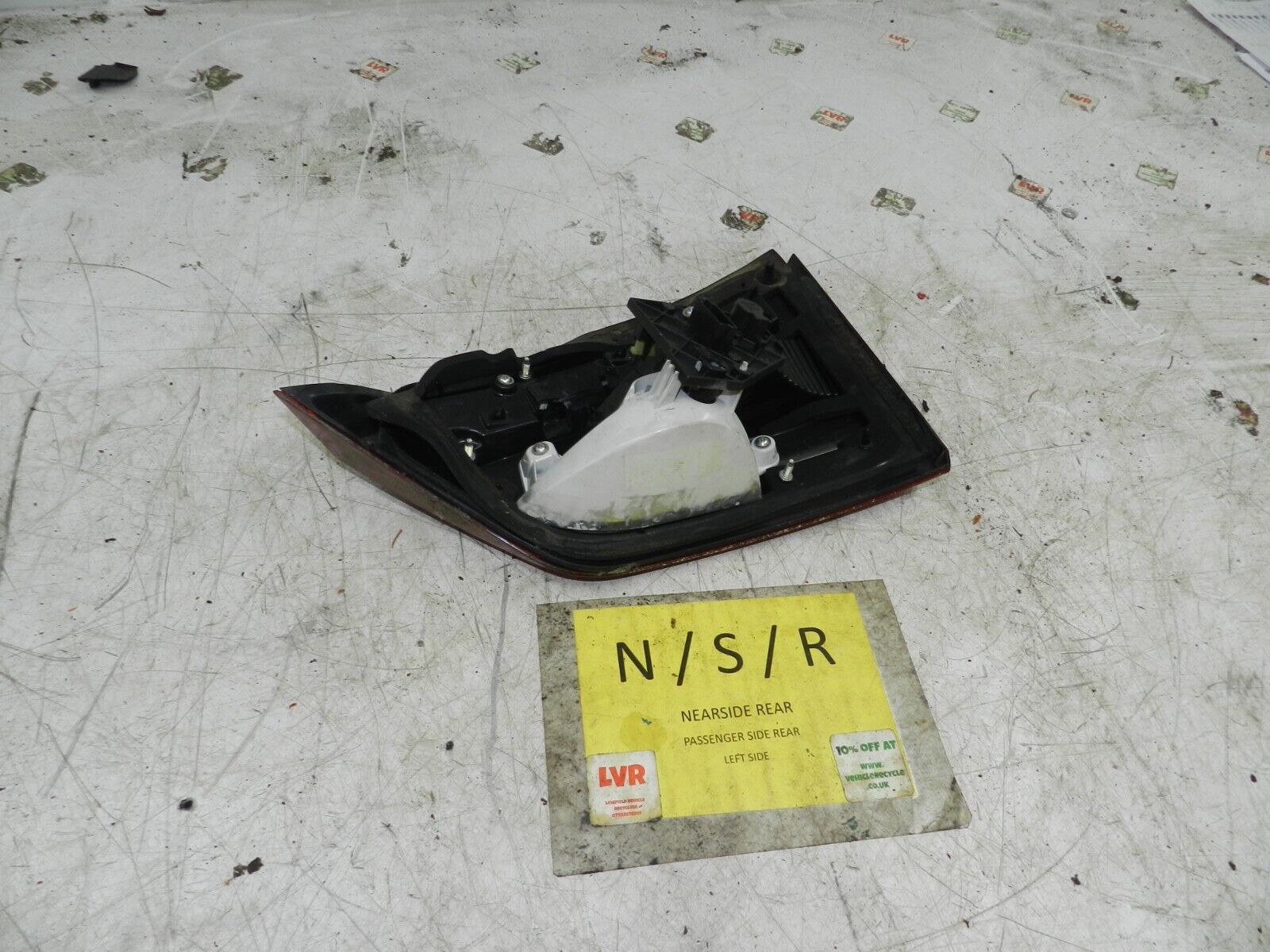 2012 FORD GALAXY MK3 TITANIUM. PASSENGER SIDE REAR INNER LIGHT UNIT - Image 4