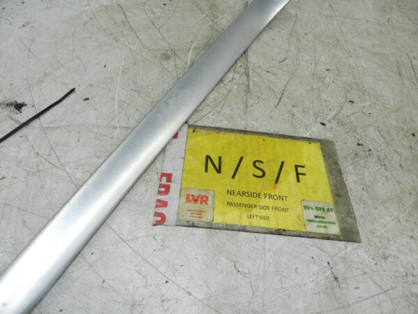 (121) 2007 AUDI A4 SALOON B7. PASSENGER SIDE FRONT DOOR TRIM