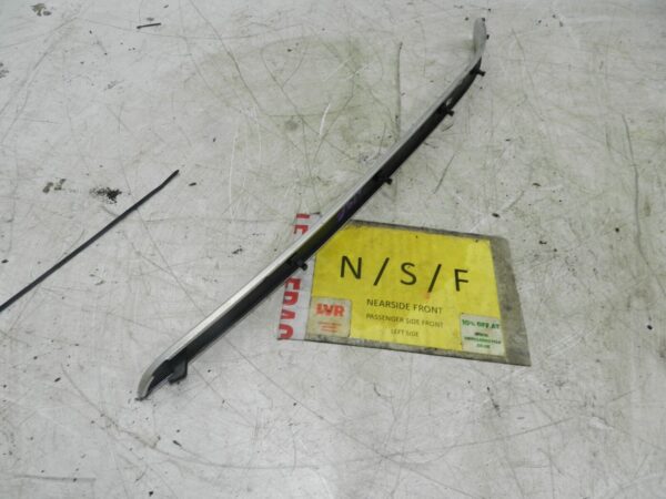 (121) 2007 AUDI A4 SALOON B7. PASSENGER SIDE FRONT DOOR TRIM - Image 3