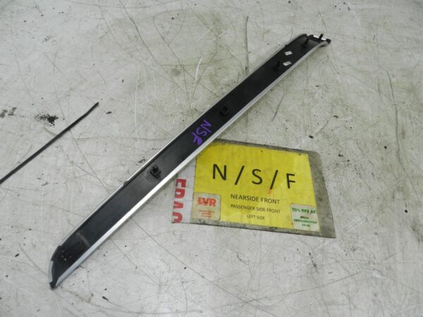 (121) 2007 AUDI A4 SALOON B7. PASSENGER SIDE FRONT DOOR TRIM - Image 4