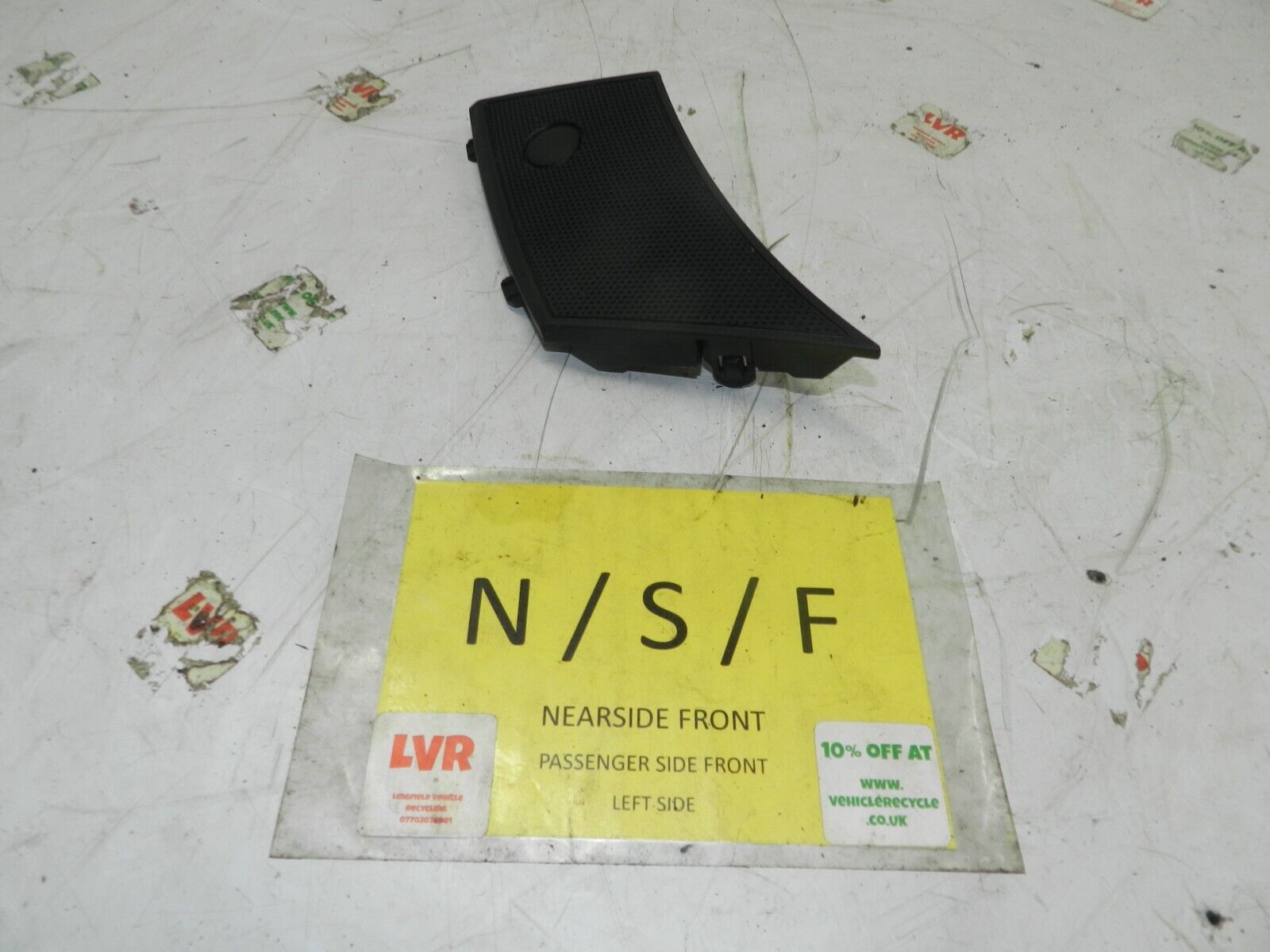 2011 NISSAN QASHQAI J10 MK1. PASSENGER SIDE FRONT SPEAKER COVER LH28177JD