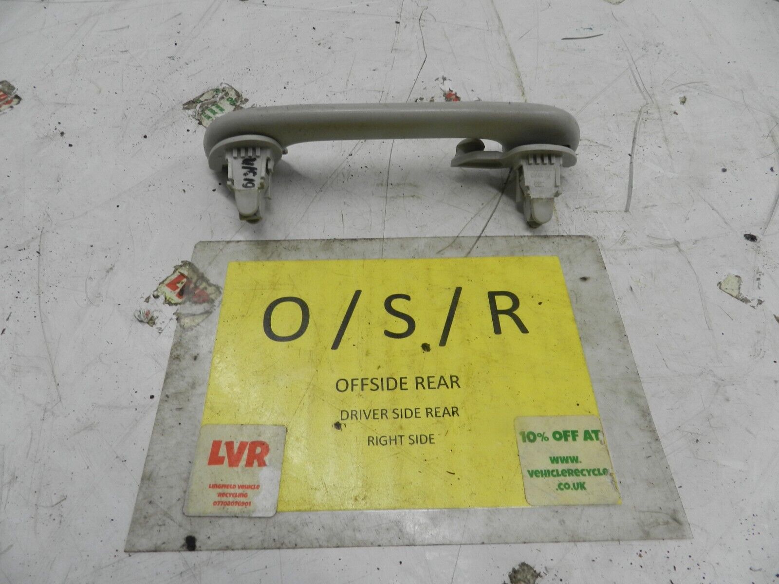 2011 NISSAN QASHQAI J10 MK1. DRIVER SIDE REAR GRAB HANDLE