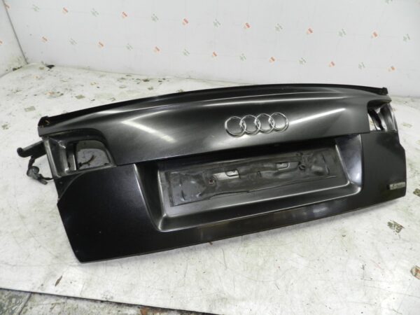 (121) 2007 AUDI A4 SALOON B7. BOOT LID TAIL GATE IN GREY