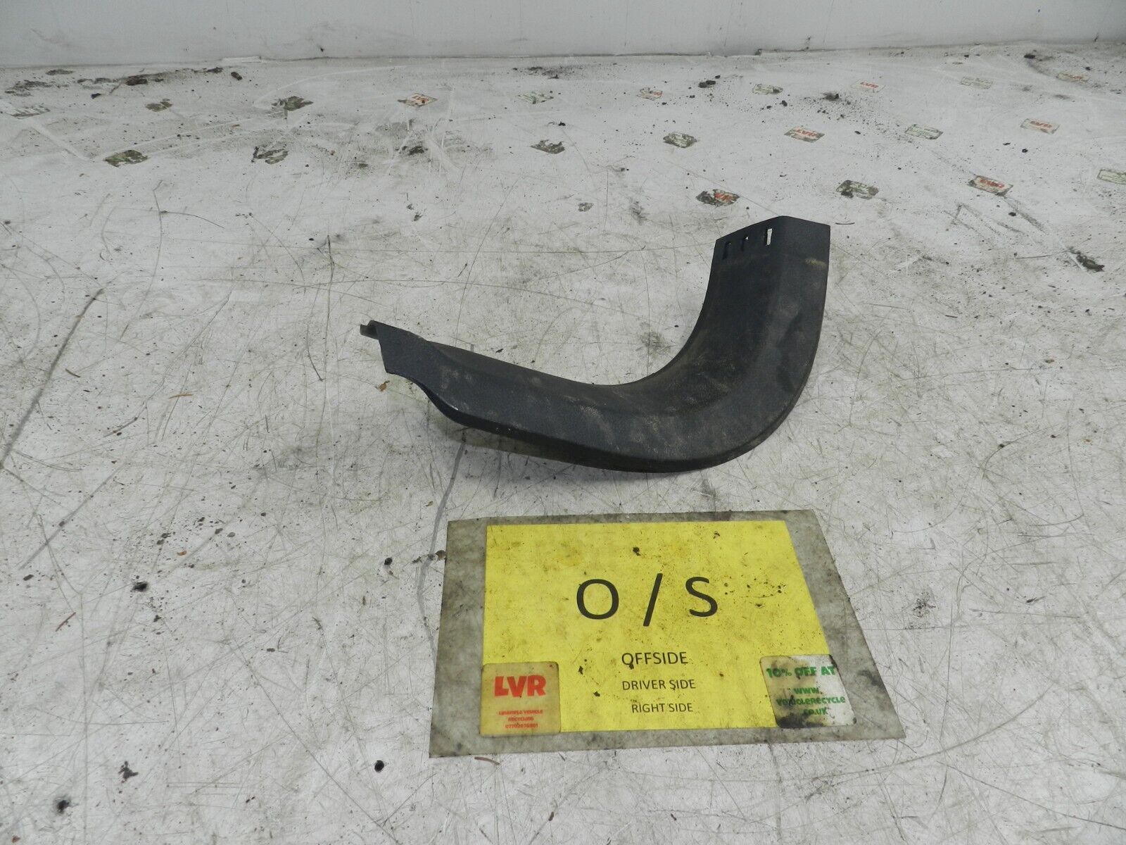 2012 FORD GALAXY MK3 TITANIUM. DRIVER SIDE SILL PLASTIC TRIM - Image 2