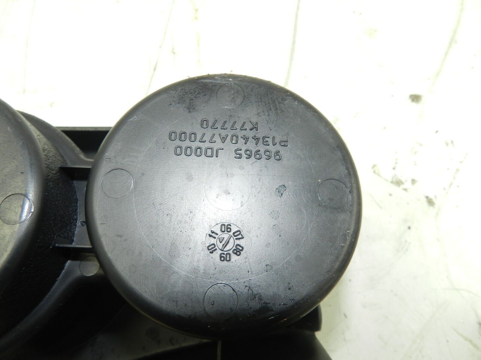 2011 NISSAN QASHQAI J10 MK1. CUP HOLDER - Image 3