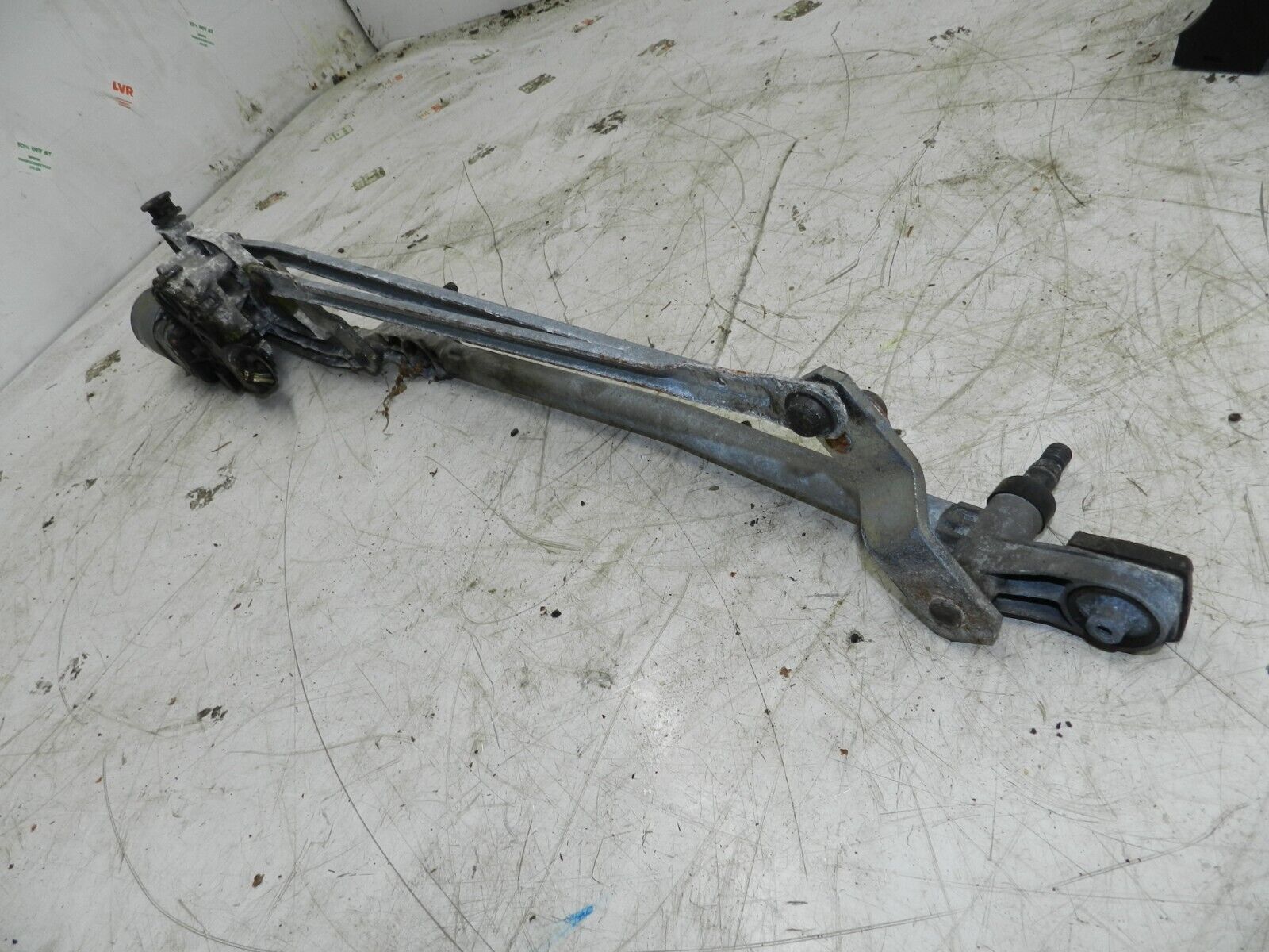 2008 FORD FOCUS CC CONVERTIBLE. FRONT WIPER MOTOR + LINKAGE
