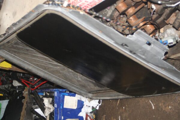 1988 BMW 735 7SERIES E32. SUN ROOF WITH MOTOR, DAMAGED FABRIC - Image 2