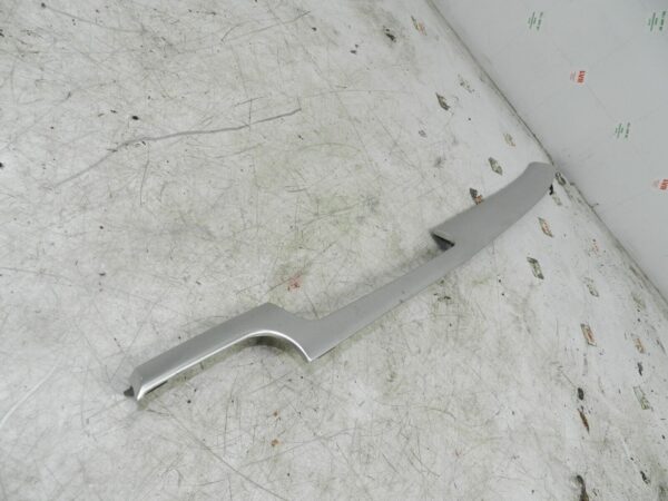 (121) 2007 AUDI A4 SALOON B7. DASHBOARD TRIM IN SILVER