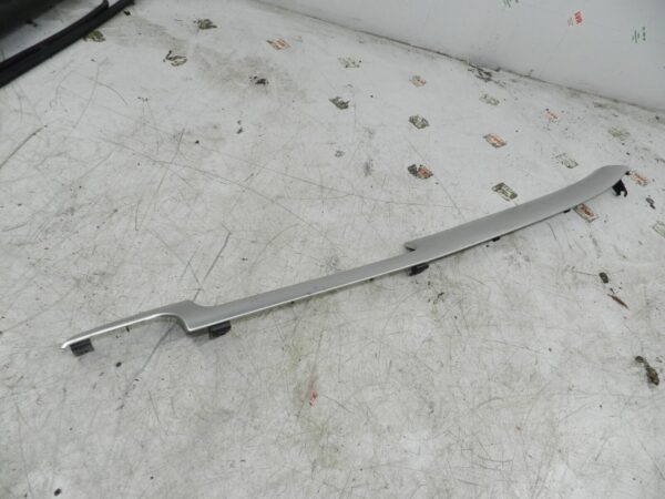 (121) 2007 AUDI A4 SALOON B7. DASHBOARD TRIM IN SILVER - Image 3