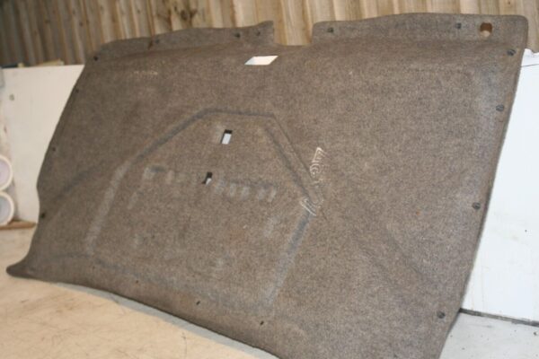 1988 BMW 735 7SERIES E32. BOOT LID TAILGATE COVER TRIM - Image 5