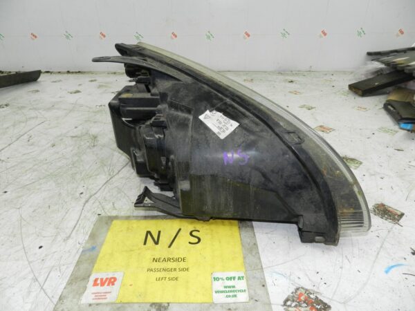 2008 FORD FOCUS CC CONVERTIBLE. PASSENGER SIDE FRONT HEAD LIGHT - Image 2
