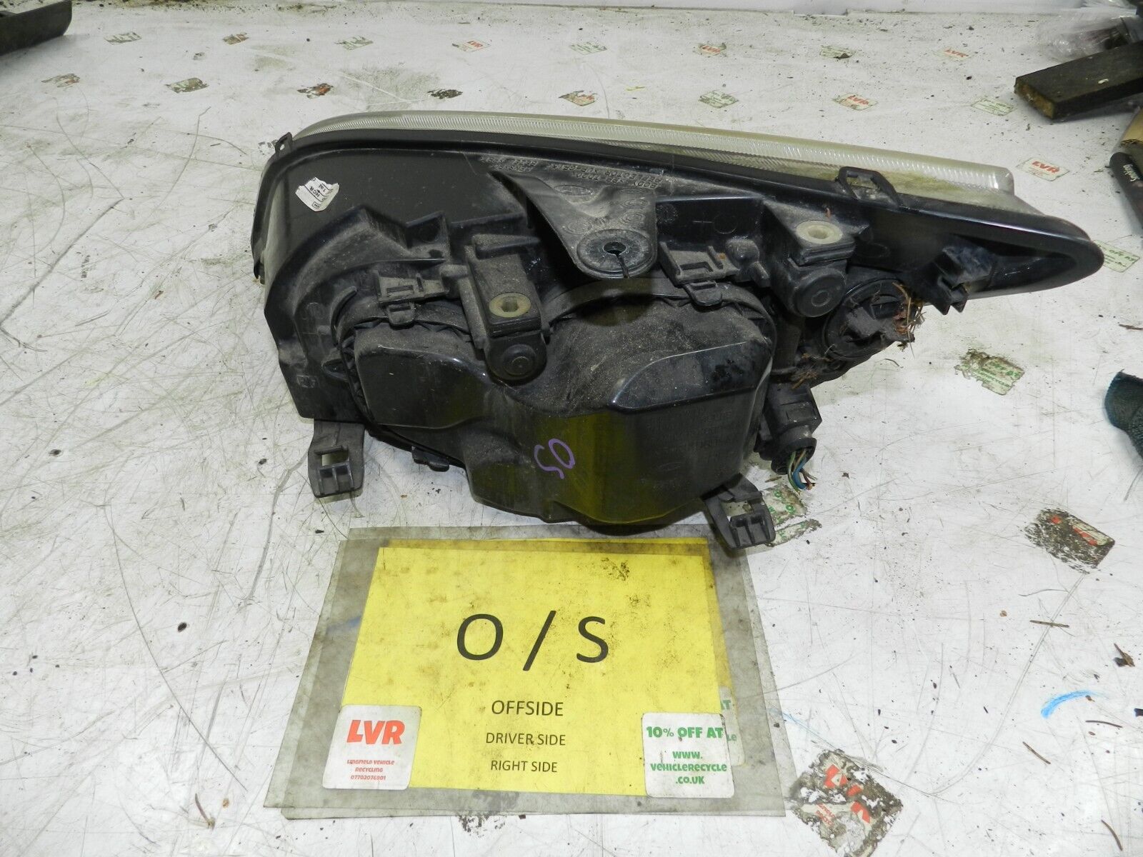 2008 FORD FOCUS CC CONVERTIBLE. DRIVER SIDE FRONT HEAD LIGHT - Image 2