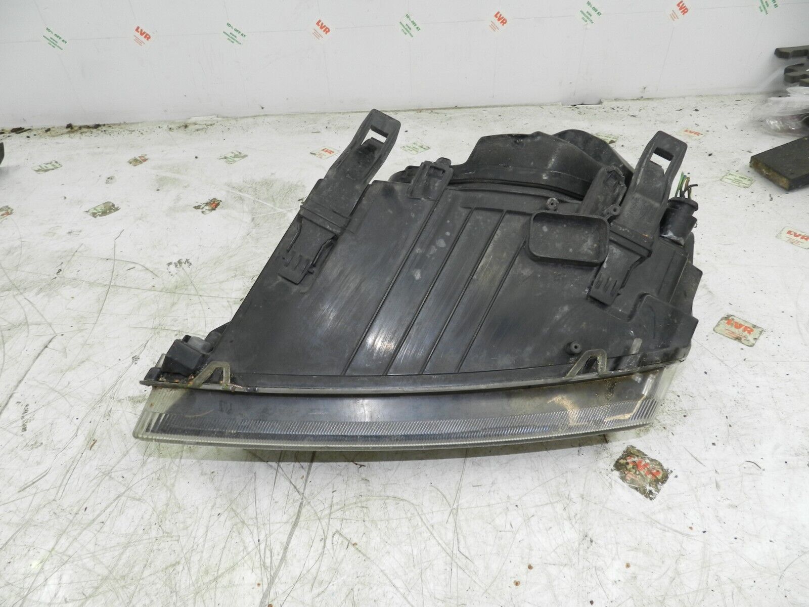2008 FORD FOCUS CC CONVERTIBLE. DRIVER SIDE FRONT HEAD LIGHT - Image 3