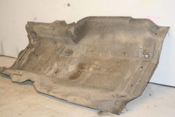 1988 BMW 735 7SERIES E32. EXHAUST HEAT SHIELD - Image 2