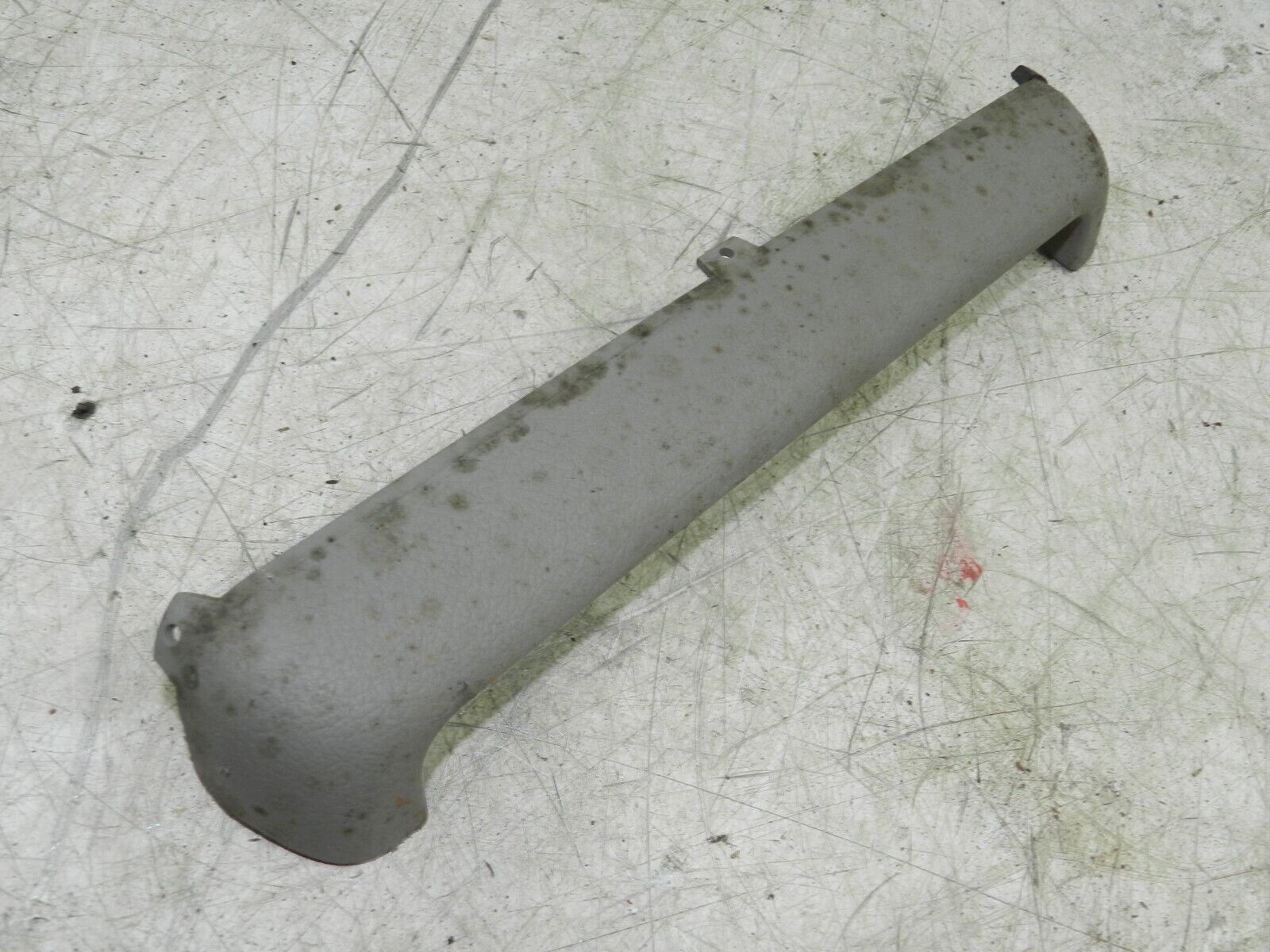 (121) 2007 AUDI A4 SALOON B7. PLASTIC TRIM