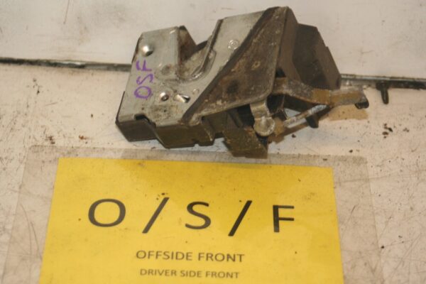 1988 BMW 735 7SERIES E32. DRIVER SIDE FRONT DOOR LOCK MOTOR MODULE