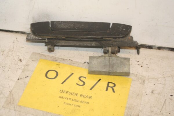 1988 BMW 735 7SERIES E32. DRIVER SIDE REAR DOOR LOCK HANDLE