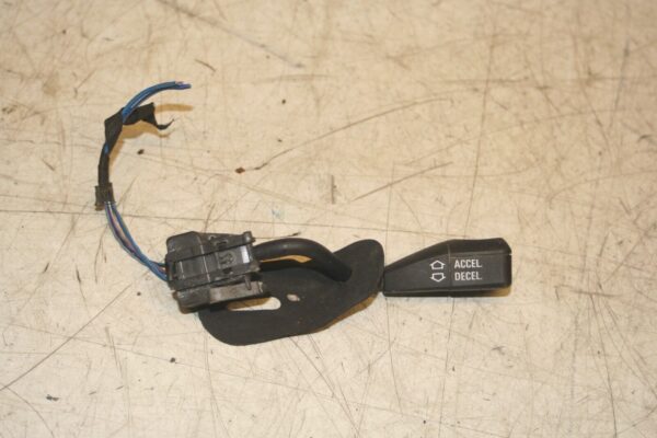 1988 BMW 735 7SERIES E32. CRUISE CONTROL LEVER