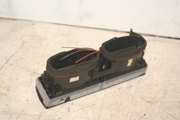 1988 BMW 735 7SERIES E32. AIR VENT GRILLS PAIR - Image 4