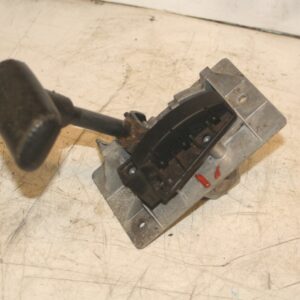1988 BMW 735 7SERIES E32. AUTOMATIC GEAR SELECTOR