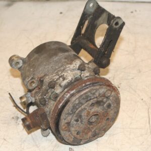 1988 BMW 735 7SERIES E32. AIR CON CONDITIONING PUMP COMPRESSOR