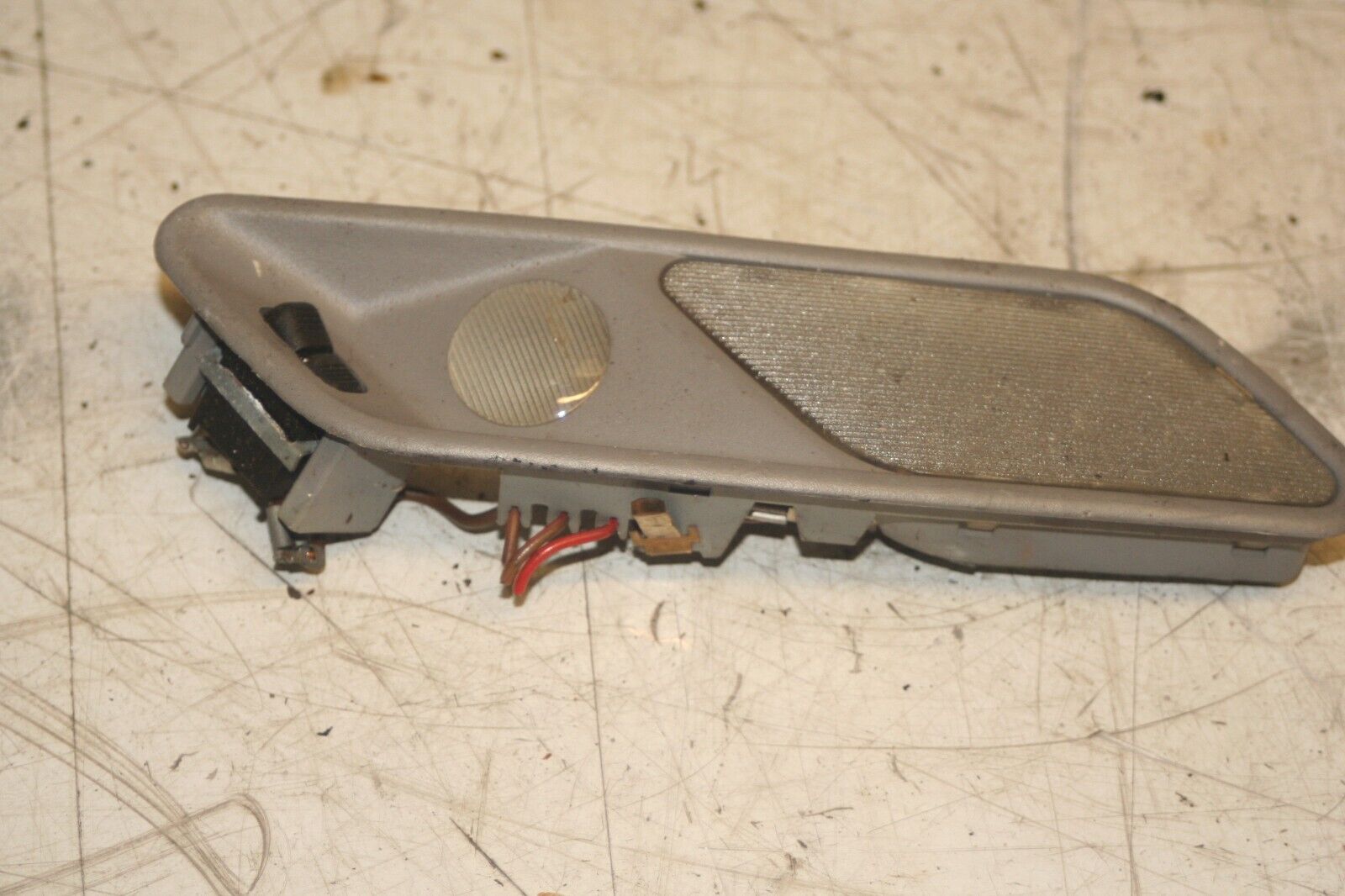 1988 BMW 735 7SERIES E32. DRIVER SIDE REAR LIGHT UNIT