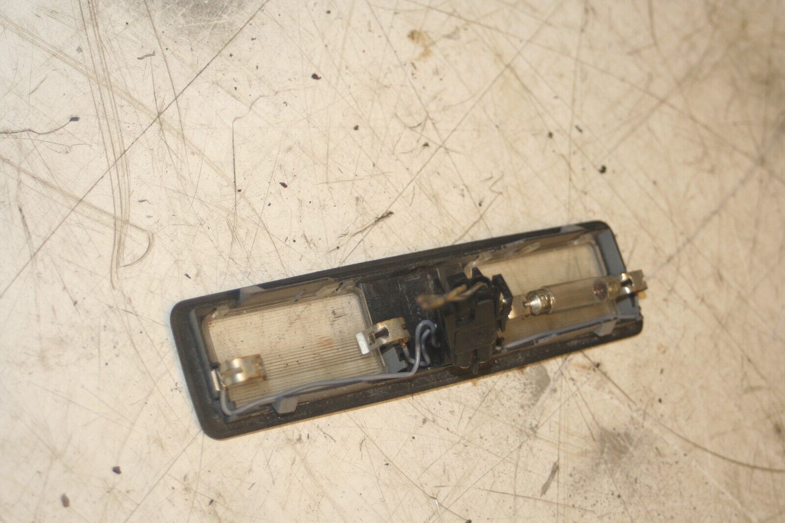 1988 BMW 735 7SERIES E32. INTERIOR LIGHTS - Image 2