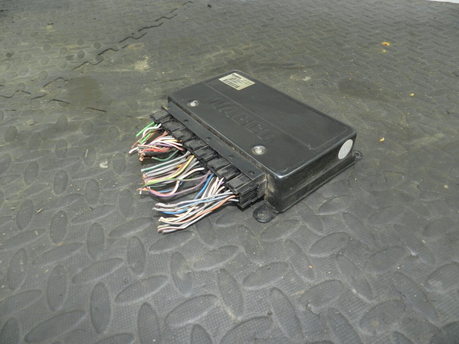 155 1999 LAND ROVER DISCOVERY 2 V8. WABCO ECU