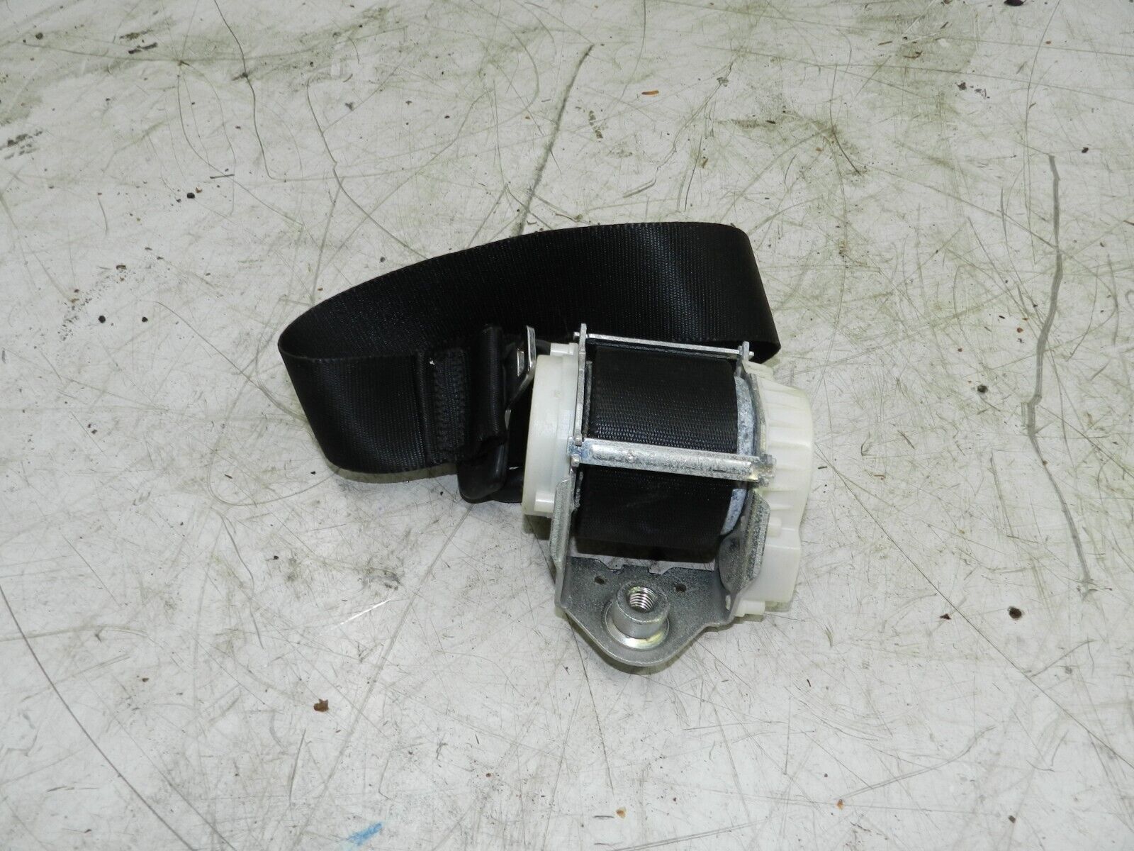 2008 FORD FOCUS CC CONVERTIBLE. PASSENGER SIDE FRONT SEAT BELT - Image 2