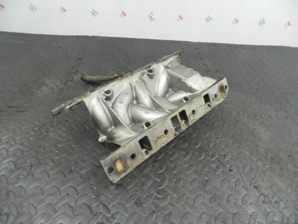 155 1999 LAND ROVER DISCOVERY 2 V8. INTAKE MANIFOLD LOWER HALF