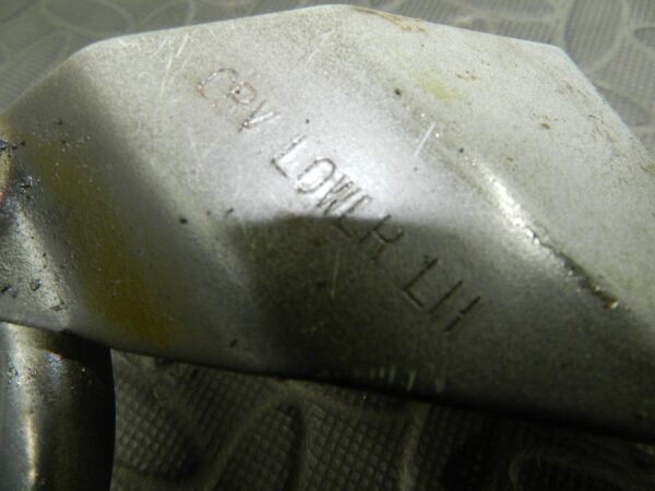 148 2007 HONDA CRV MK3. BONNET HINGES BOTH - Image 3