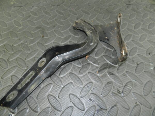 148 2007 HONDA CRV MK3. BONNET HINGES BOTH - Image 9