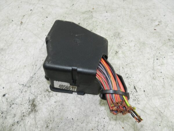 (121) 2007 AUDI A4 SALOON B7. FUSE BOX BOARD - Image 3