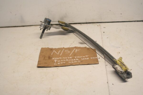 VAUXHALL VIVARO / RENAULT TRAFFIC. PASSENGER SIDE DOOR WINDOW WINDER REGULATOR - Image 3