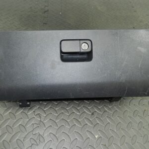 148 2007 HONDA CRV MK3. GLOVE BOX HOUSING 77500SWA