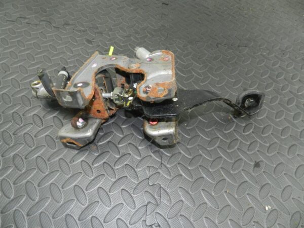 148 2007 HONDA CRV MK3. CLUTCH PEDAL AND MASTER CYLINDER - Image 3
