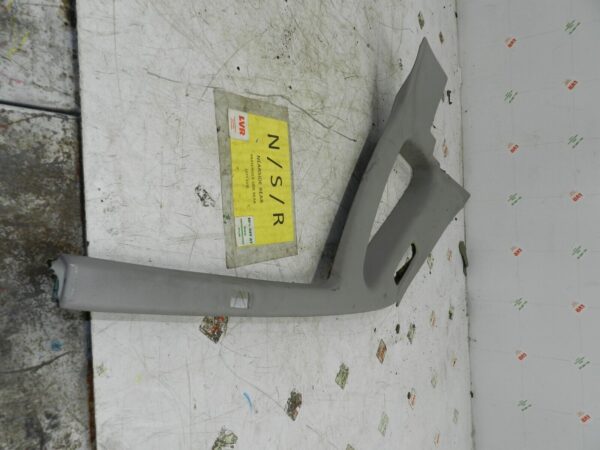 134. 1997-2002 JAGUAR XJ8. PASSENGER SIDE REAR C PILLAR TRIM