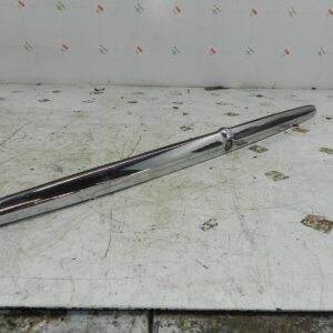 134. 1997-2002 JAGUAR XJ8. BOOT TAIL GATE CHROME HANDLE