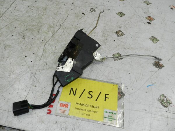 134. 1997-2002 JAGUAR XJ8. PASSENGER SIDE FRONT DOOR LOCK MOTOR MECHANISM - Image 2