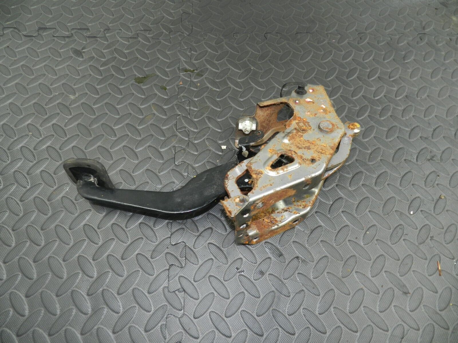 148 2007 HONDA CRV MK3. BRAKE PEDAL - Image 2