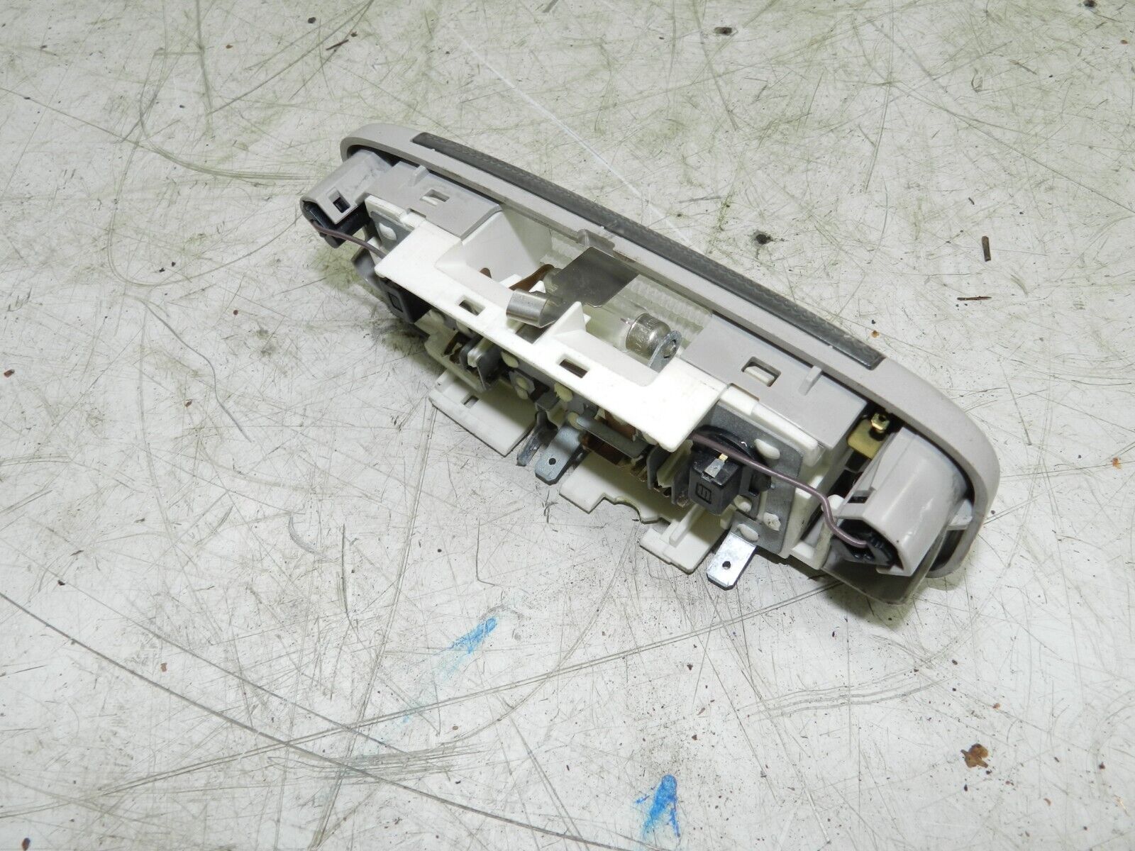 2008 FORD FOCUS CC CONVERTIBLE. INTERIOR LIGHT WITH ALARM SENSORS - Image 2