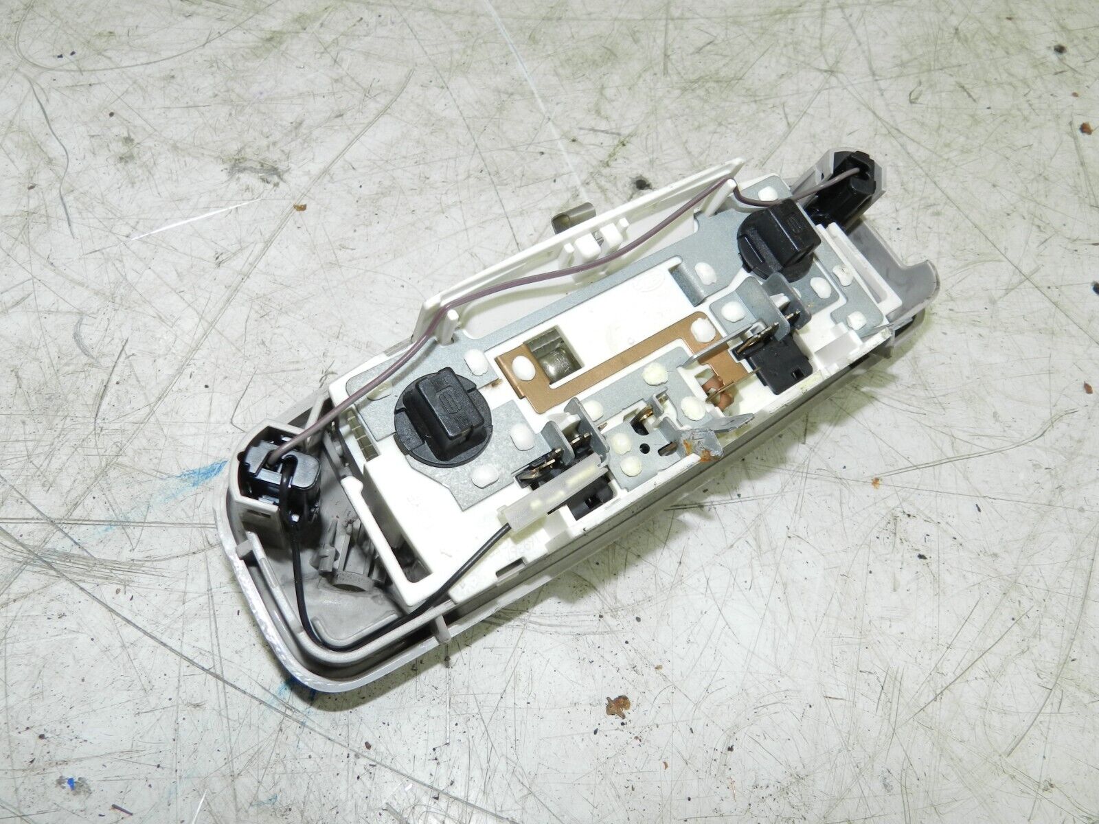 2008 FORD FOCUS CC CONVERTIBLE. INTERIOR LIGHT WITH ALARM SENSORS - Image 3