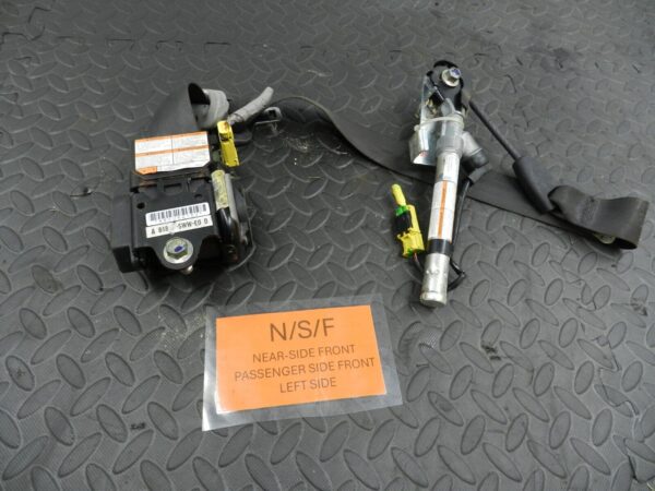 148 2007 HONDA CRV MK3. PASSENGER SIDE FRONT SEAT BELT 81450SWW