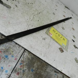 134. 1997-2002 JAGUAR XJ8. DRIVER SIDE REAR DOOR CHROME