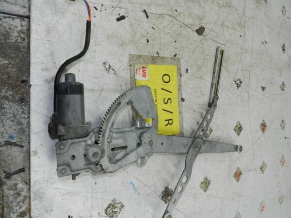 134. 1997-2002 JAGUAR XJ8. DRIVER SIDE REAR WINDOW REGULATOR - Image 2