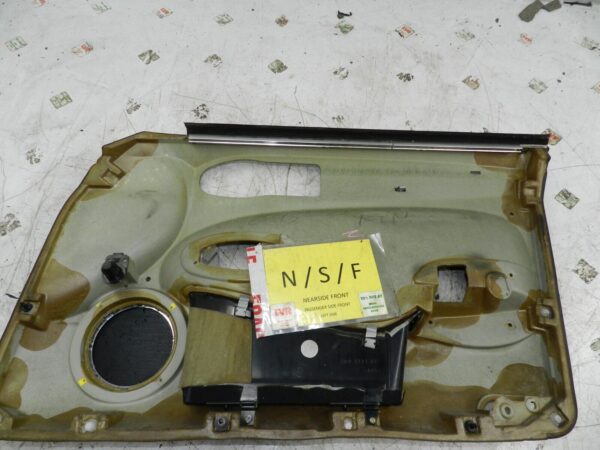 134. 1997-2002 JAGUAR XJ8. PASSENGER SIDE FRONT DOOR CARD - Image 2