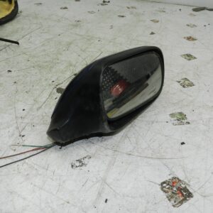 134. 1997-2002 JAGUAR XJ8. DRIVER SIDE WING MIRROR