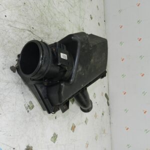134. 1997-2002 JAGUAR XJ8. AIR FILTER HOUSING BOX MAF