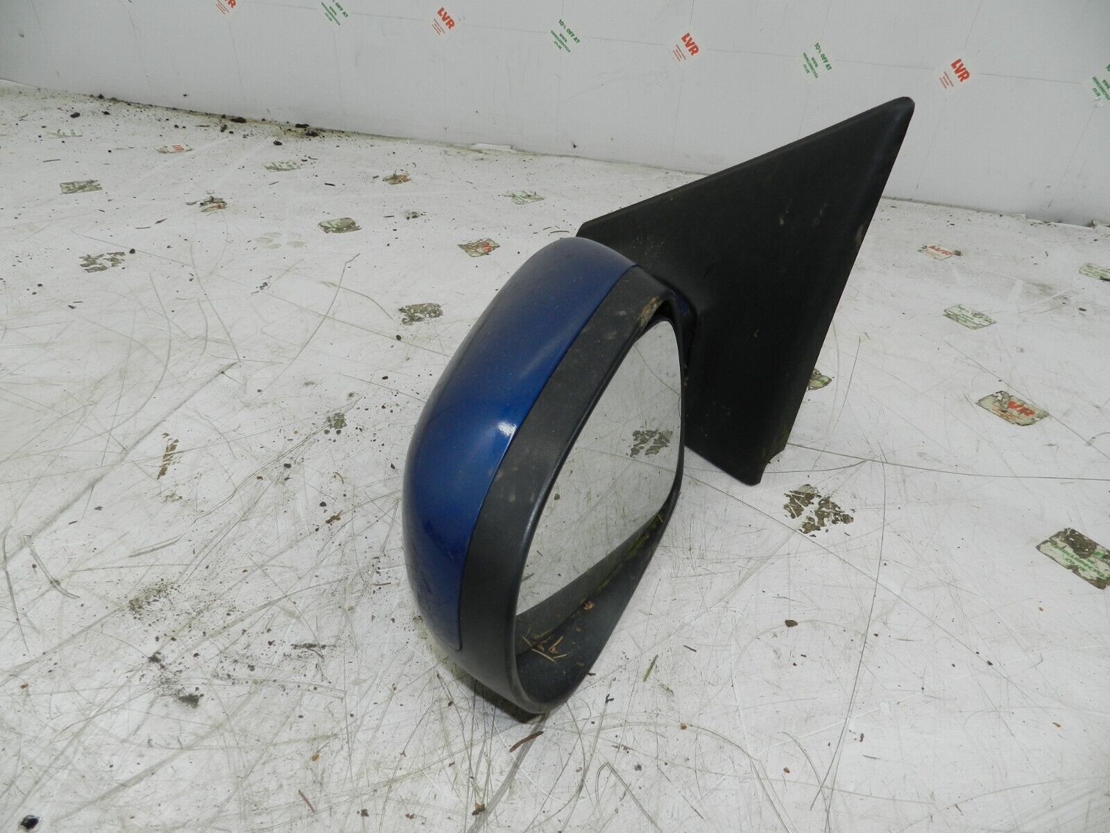 (126) RENAULT CLIO MK3 FACELIFT. PASSENGER SIDE WING MIRROR IN BLUE - Image 2